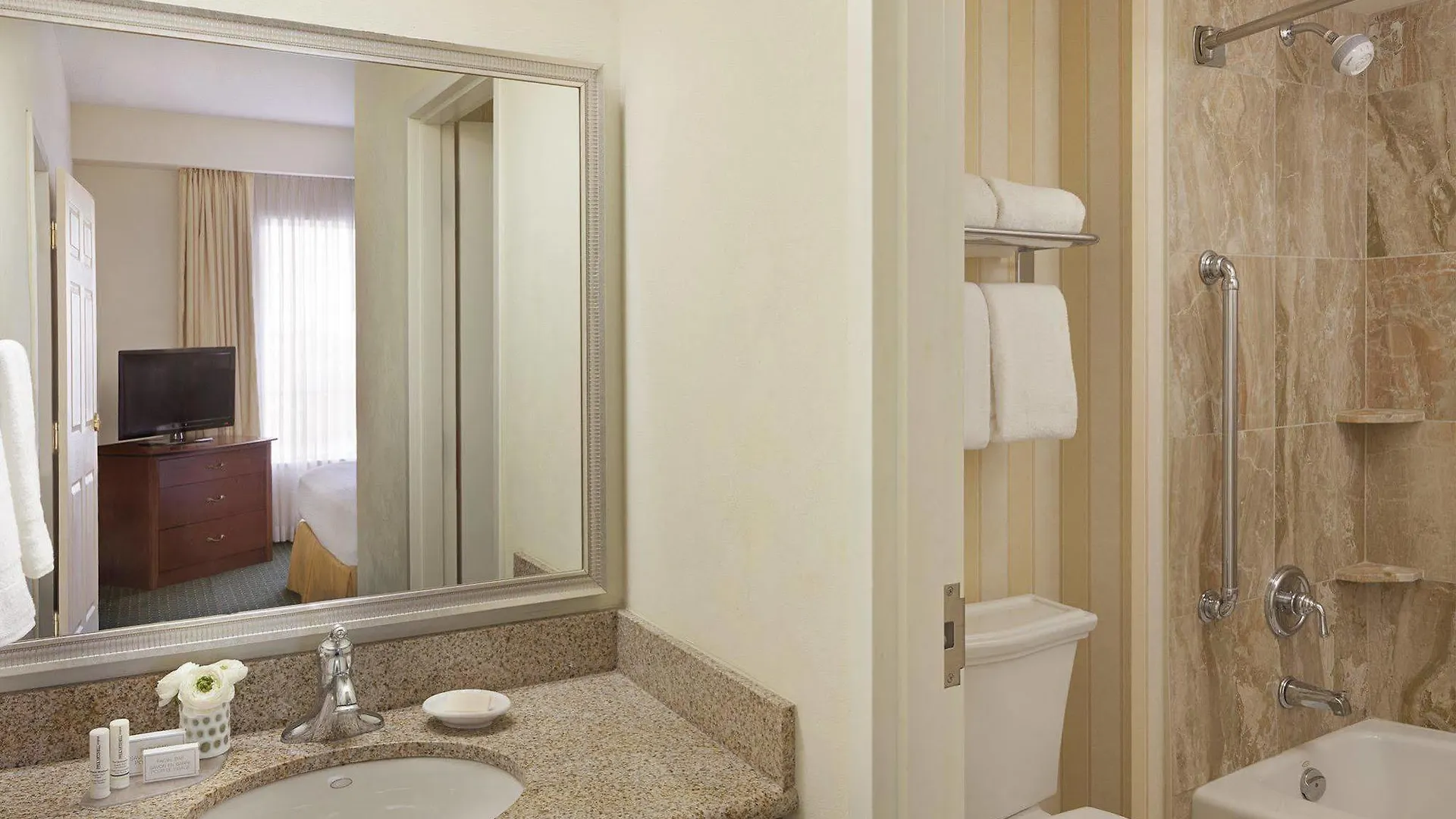 Residence Inn By Marriott Toronto Airport